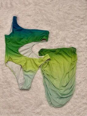 SHEIN Green Blue Ombre One-Piece Swimsuit with Sarong NWT